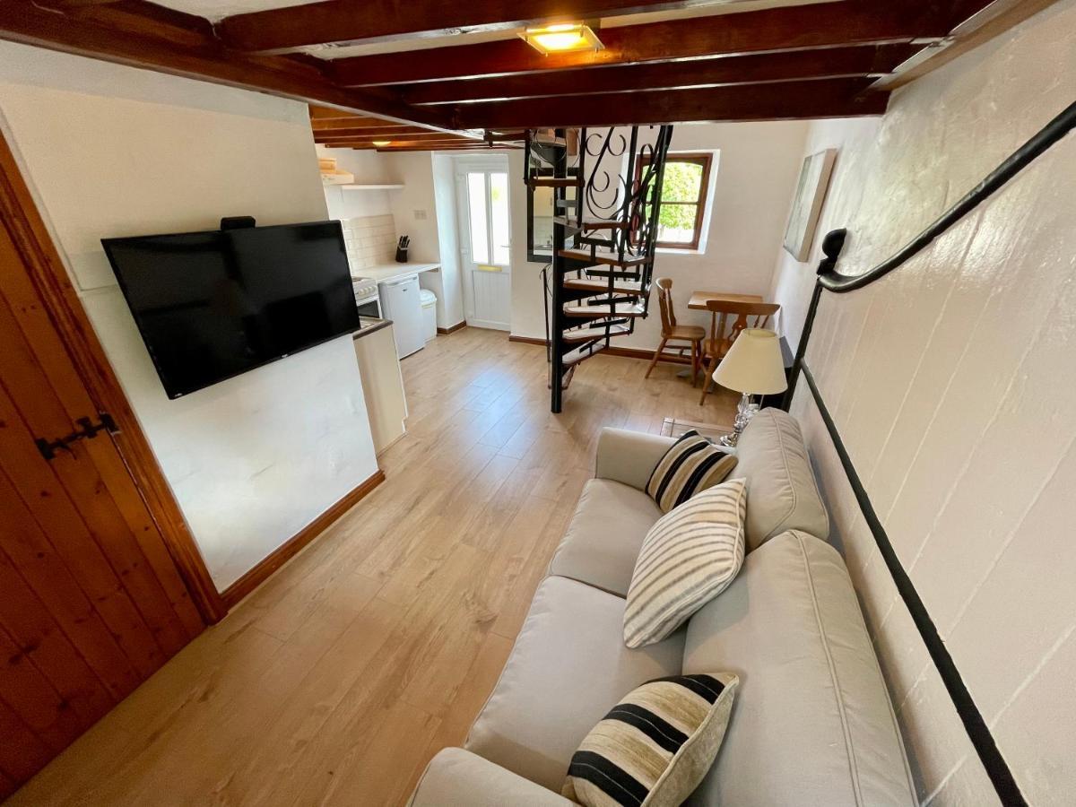 Snowdonia Cottages 콘위 외부 사진