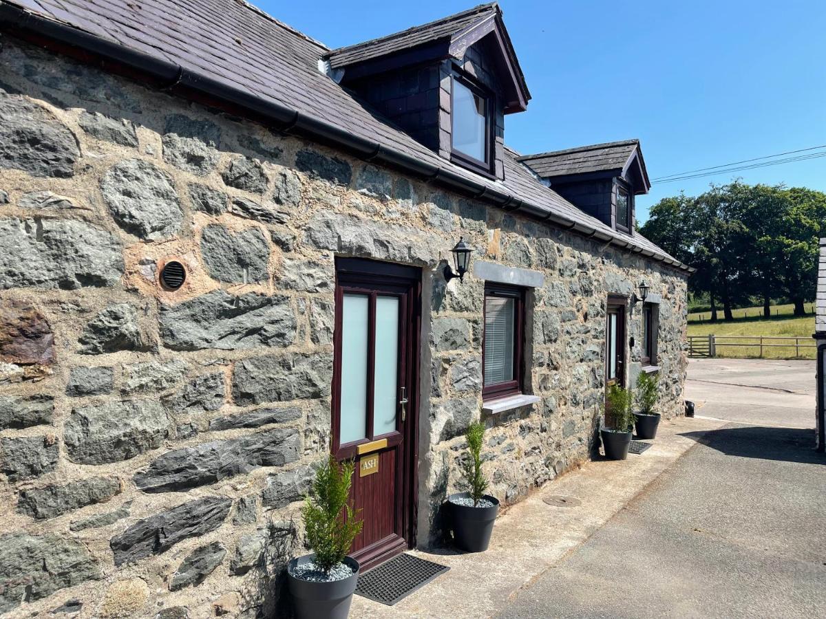 Snowdonia Cottages 콘위 외부 사진